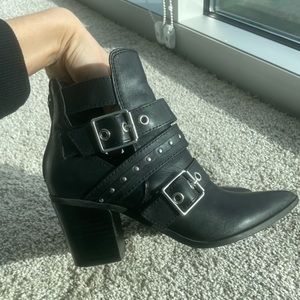 Aldo Booties 6.5